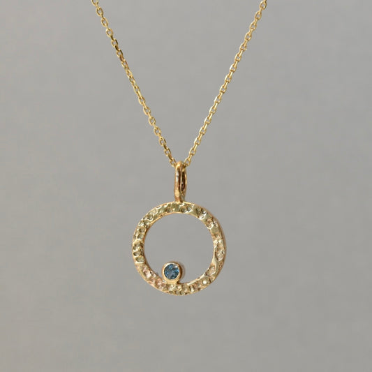 9ct Gold & Aquamarine Pendant