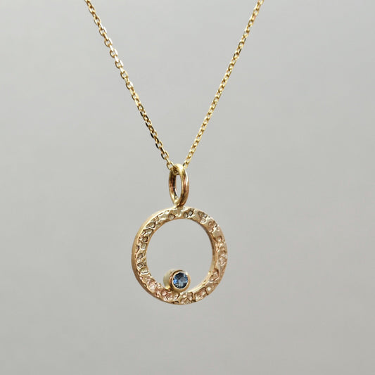 9ct Gold & Aquamarine Pendant