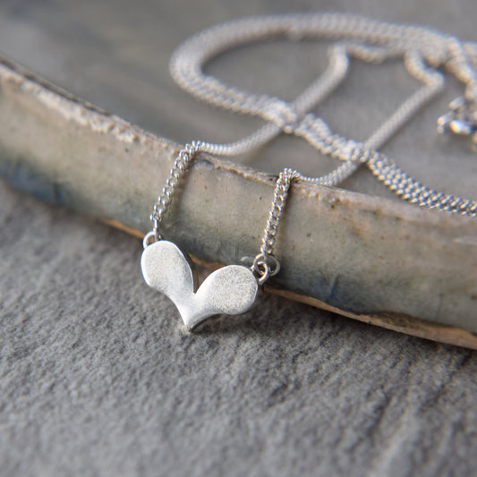 Solid Wide Heart Pendant - Paisley Pins