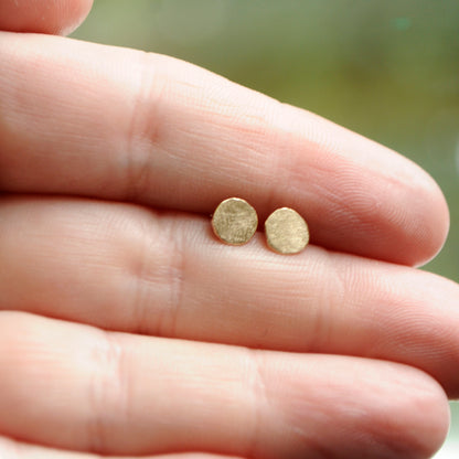 9ct Gold Studs - Paisley Pins